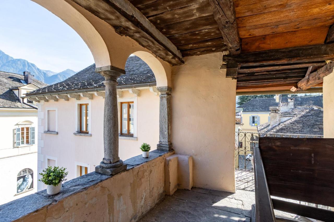 Stay5Vie: Incantevole Monolocale/Balcone/Borgo Домодоссола Екстер'єр фото