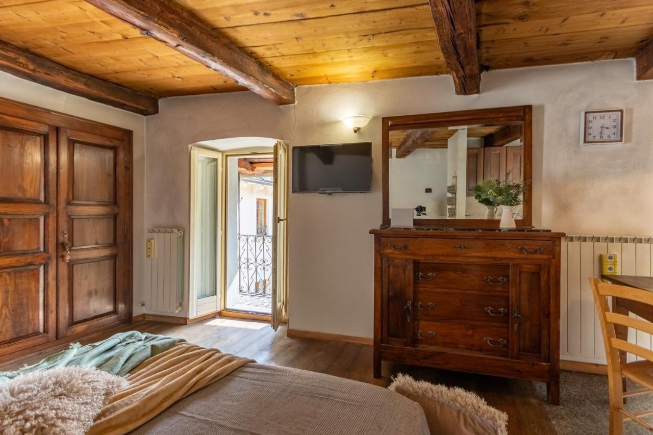 Stay5Vie: Incantevole Monolocale/Balcone/Borgo Домодоссола Екстер'єр фото